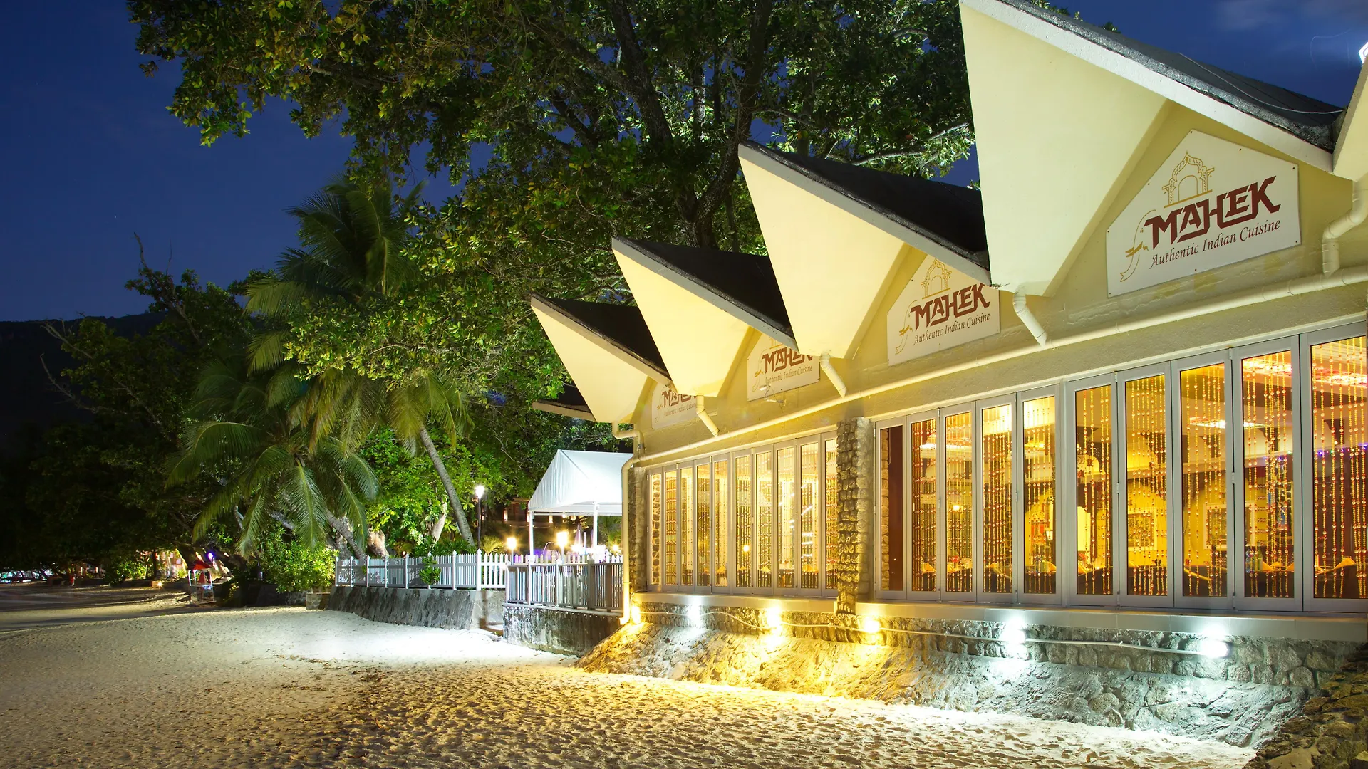 Hotel Coral Strand Smart Choice Beau Vallon