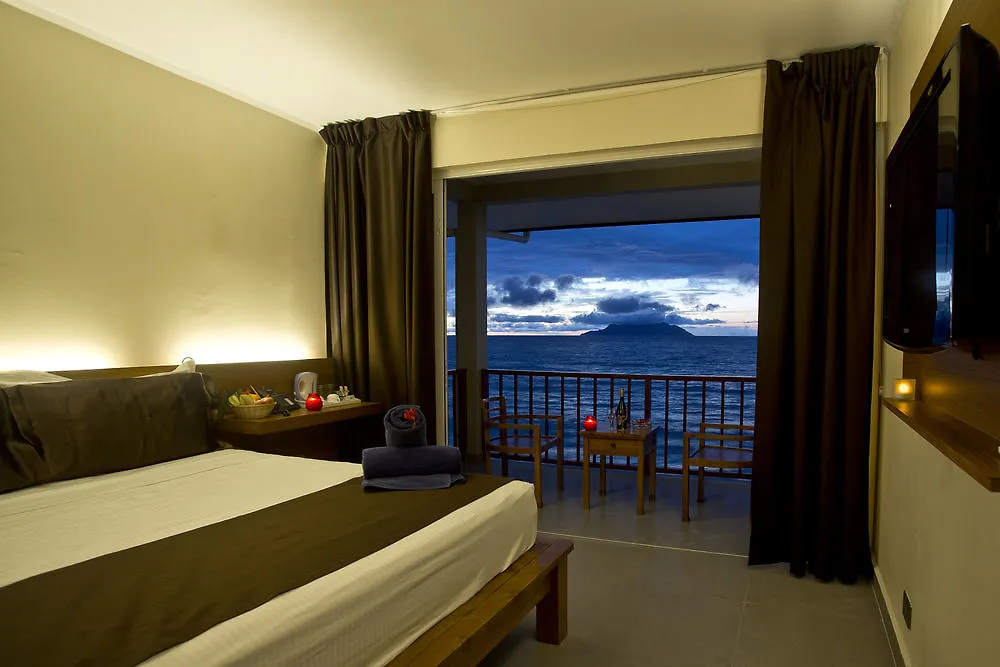 Hotel Coral Strand Smart Choice Beau Vallon  4*, Beau Vallon (Mahe)